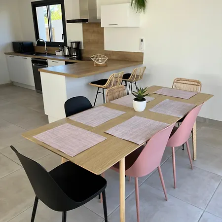 בית נופש La Maison Louis - Moderne & Familiale